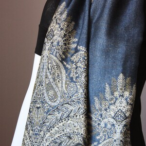 Fast Shipping, Winter scarf, Midnight Blue scarf, pashmina, Paisley scarf, Fern scarf image 3