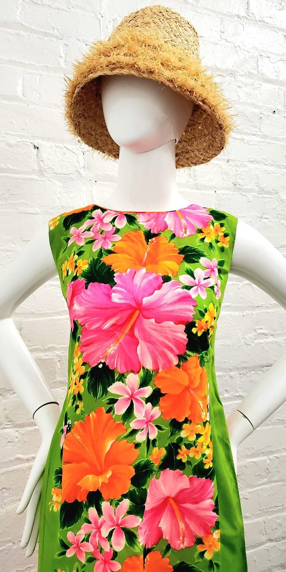 Vtg 70s Hawaiian Togs Green Floral Waterfall Dress