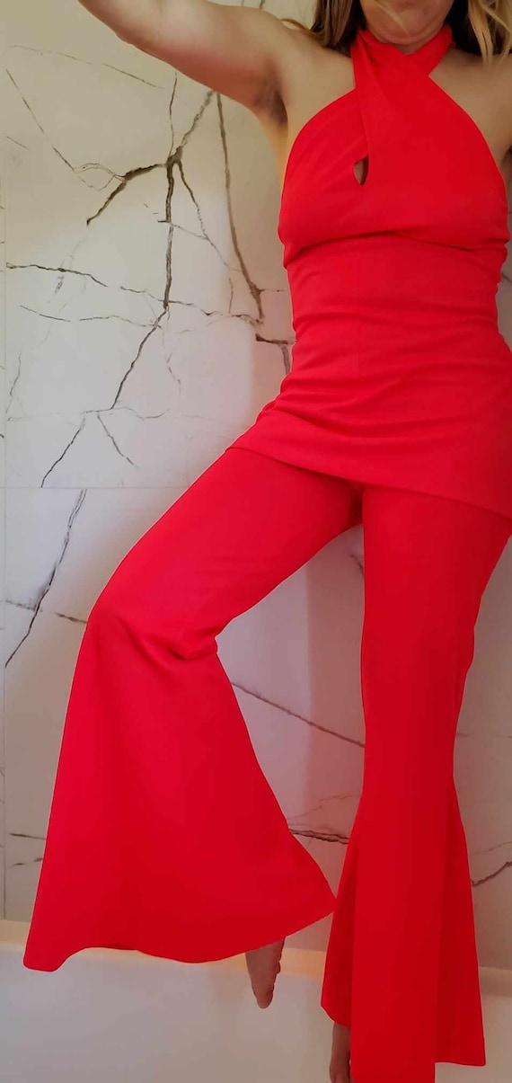 Vtg 70s Coral Red 2 Piece Halter & Bell Bottom Set - image 2