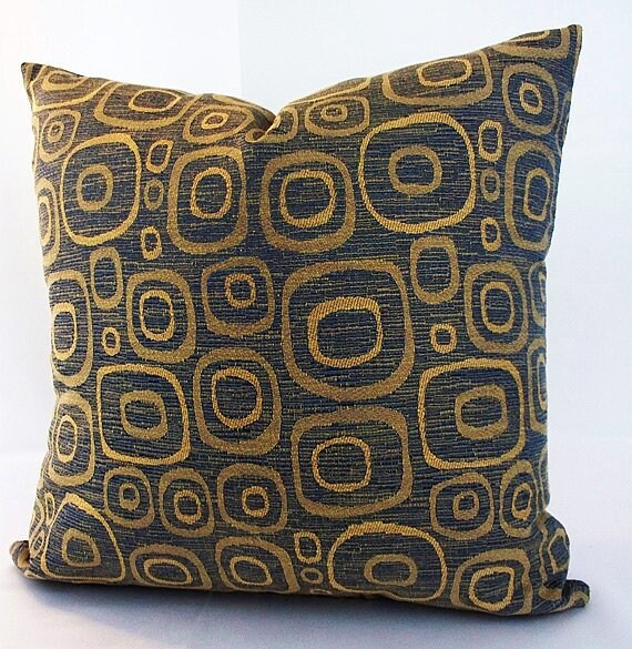 Gold velvet pillow set of 2 Solid Gold velvet pillow set of 2 Solid