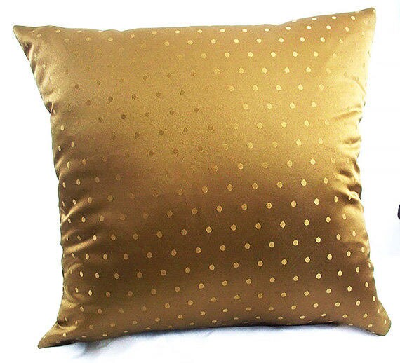 decorative bed pillows