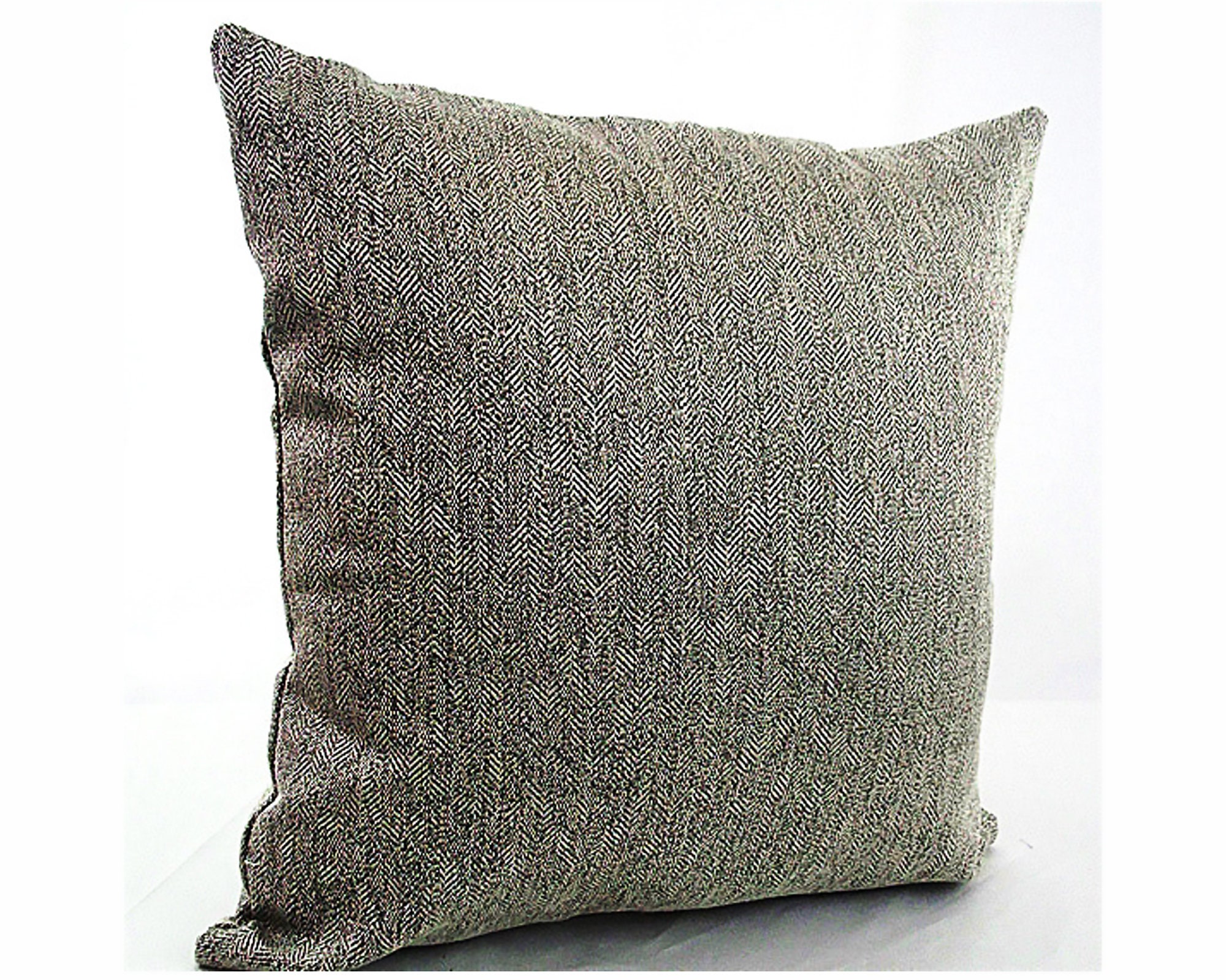 accent pillows for grey bedding