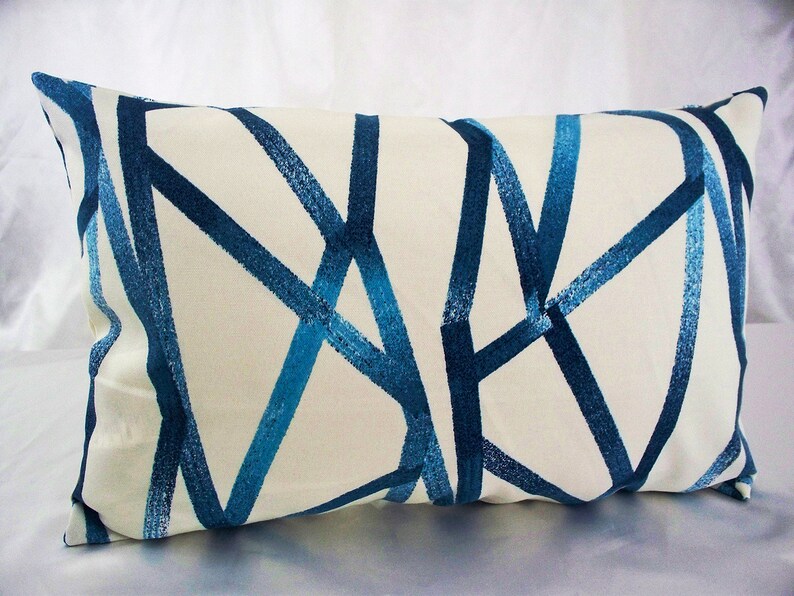 Set of 4 Outdoor Jamaican Mist Green Tropical Floral 20/" Square /& Lumbar Pillows
