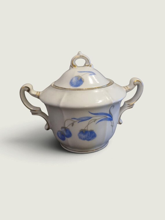 Victoria Czechoslovakia Porcelain Sugar Bowl with Lid