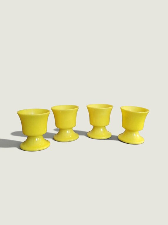 Set of 4 Yellow Plastic Egg Cups