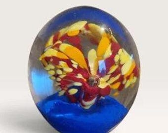 Gotlandshyttan Sweden Art Glass Paperweight | Göran Nilsson