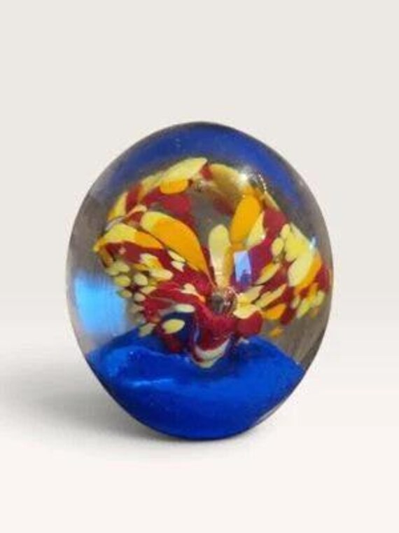 Gotlandshyttan Sweden Art Glass Paperweight | Göran Nilsson