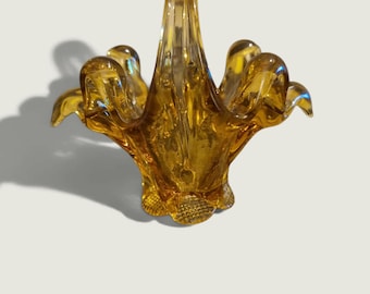 Vintage Amber Glass Basket – Ruffled Rim & Handle