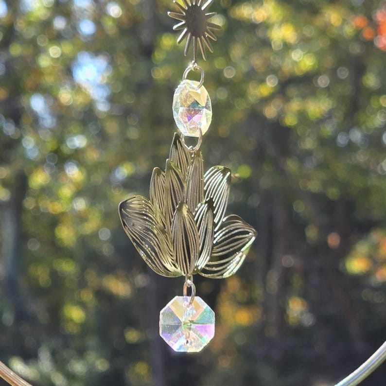 Handmade Lotus Flower Suncatcher, Iridescent Crystal Sun Catcher ...