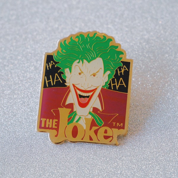 Authentic 1989 The Joker (Batman) enamel pin - Vintage lapel pin in great condition - DC Comics - Mister Badge