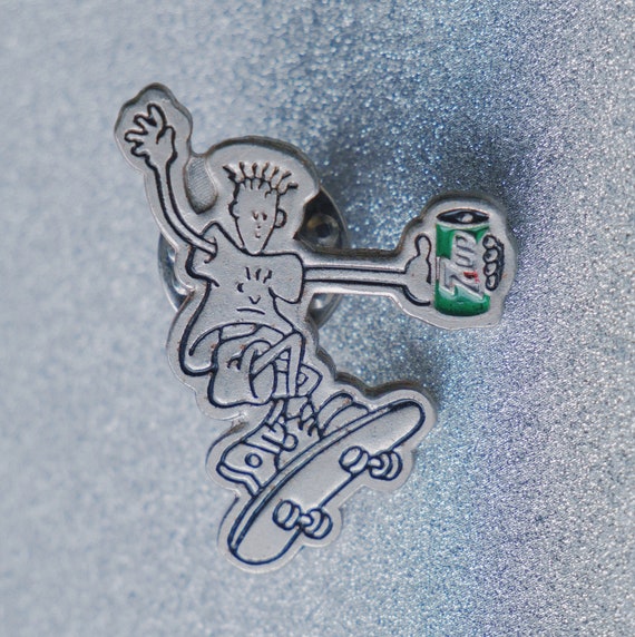 7Up Fido Dido skateboard vintage enamel pin - image 1