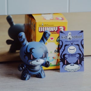 Kidrobot Labbit Bearded Plush Bundle-limited Edition Art