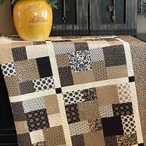 Layer Cake Toss - Layer cake quilt Pattern - PRINTED PATTERN