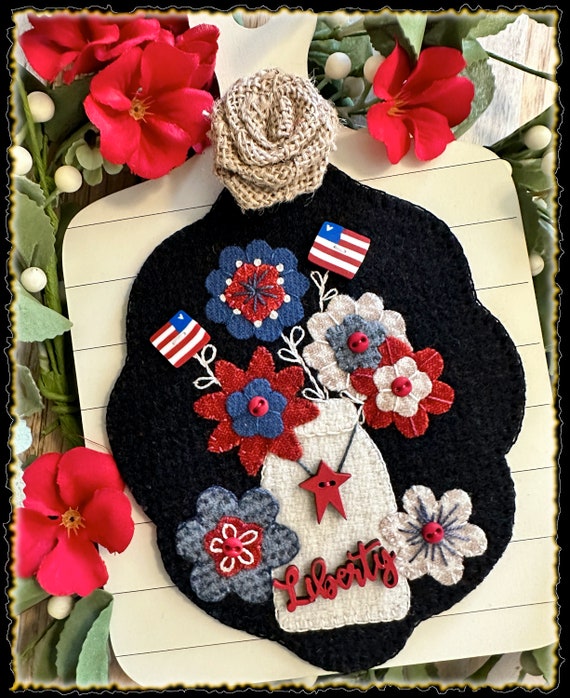 Sweet Land of Liberty -- Wool applique kit, buttons and full color pattern