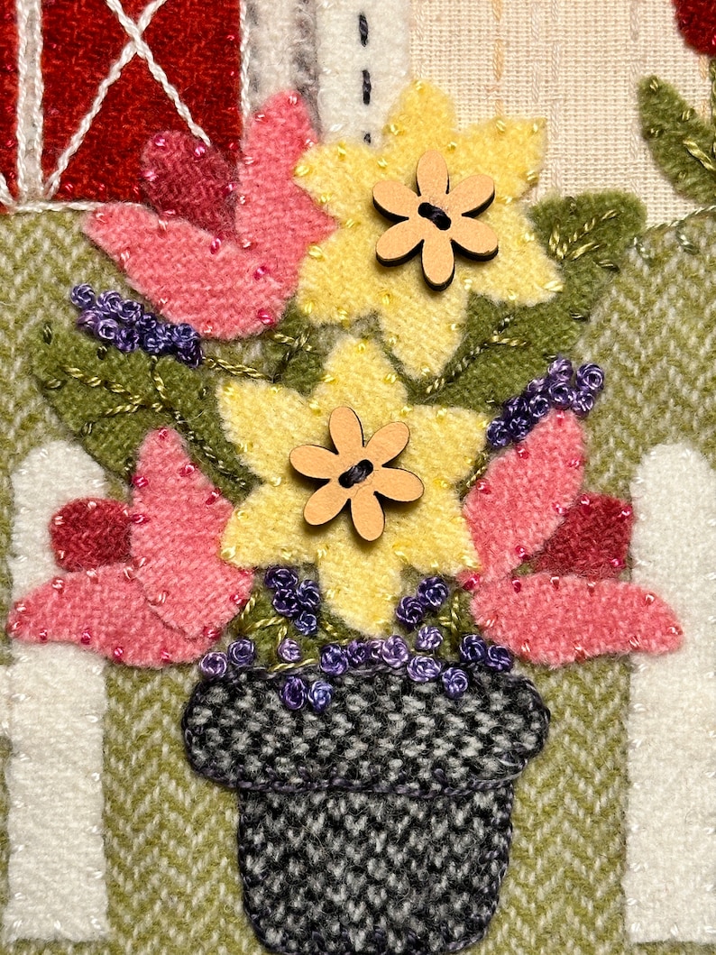 Flower Barn Dancing Tulips Mystery Stitch along Block 7 wool applique kit image 7