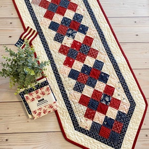 American Gatherings Table Runner -- PRINTED pattern -- Quilt pattern --