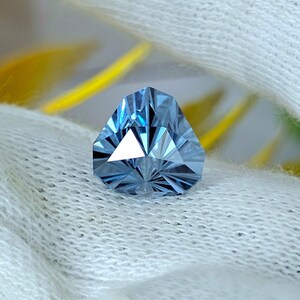 Lab Created Aquamarine 10mm Trillion Cut Loose Gemstone for Jewelry Making