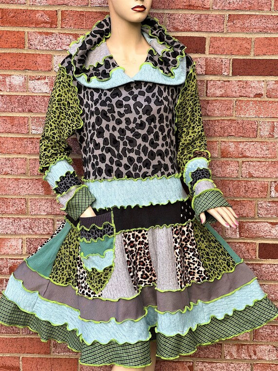 Boho Hoodie Dress XL Upcycled Patchwork Sweater Dress for Women Handmade Animal Pattern Knitwear Cozy Cottagecore Dress Etsy UK