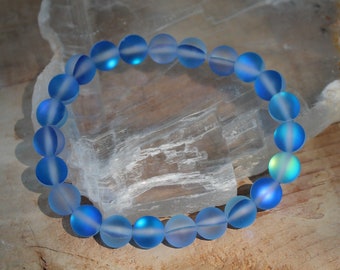 Glowing Mermaid Glass, Sapphire Blue, Bracelet, Mermaid Glass, Iridescent Bracelet, Custom Size, Stretch Bracelet