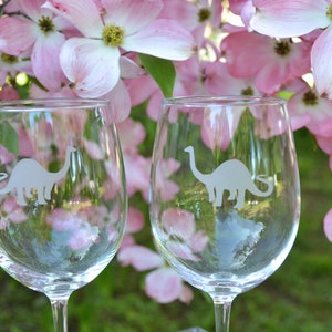 Dinosaur Wine Glasses, Wine Glass, Dino Glass, Stem Wine Glass, Etched