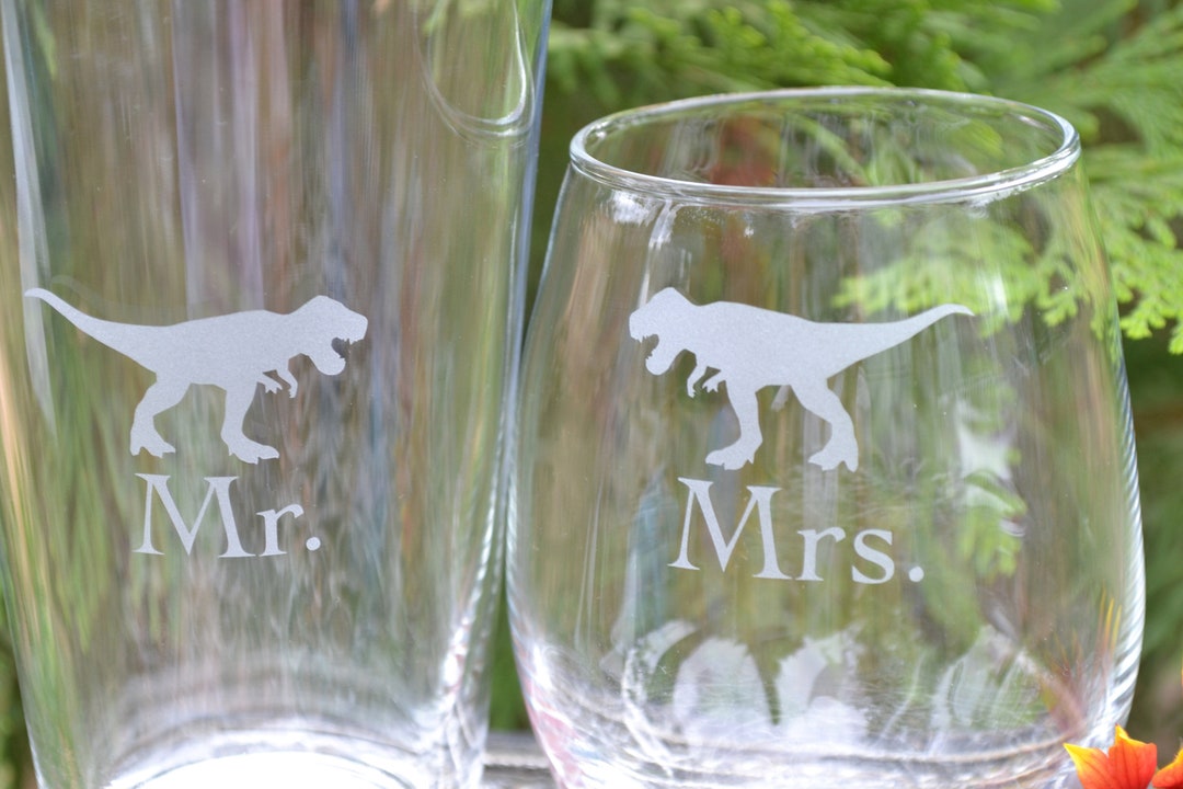 Pint Glasses, Wine Glasses, Mr. and Mrs. Glasses, Glasses, Dinosaur Glassware, Dinosaur Pint