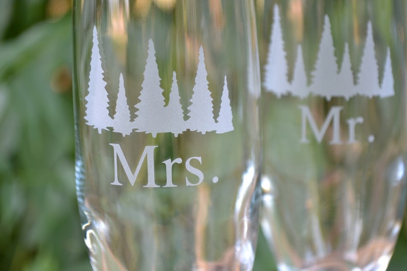 Champagne Glass Pine Trees Glass Mr Wedding and Mrs Champagne Glasses Champagne Glasses Wedding Glasses Mr Champagne Flute Mrs
