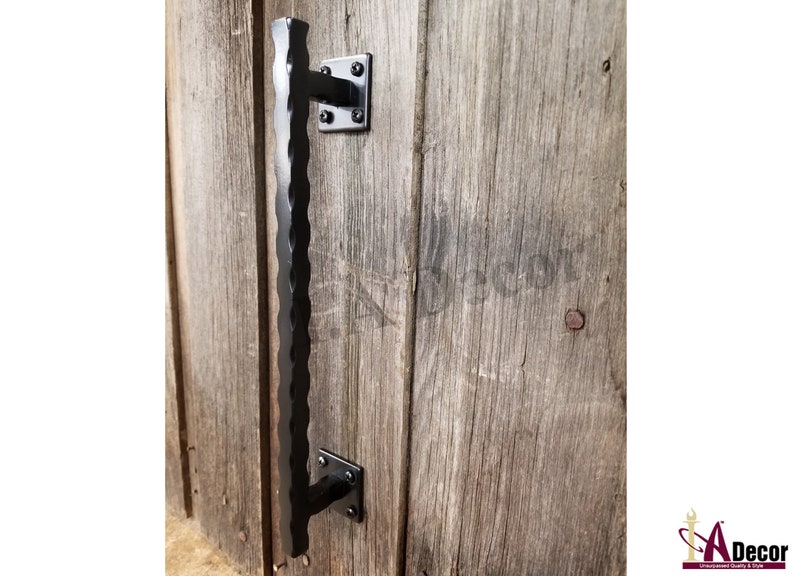 The following barn door hardware kits use the latest innovative components to add a long l Barn Door Handles