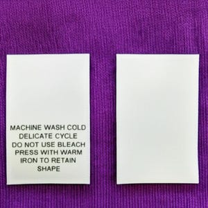 25 Stück weiß bedruckte Satin Wäscheetiketten, Pflegeetiketten - Maschinenwäsche kalt Bild 1