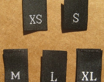 125 etiquetas de tela negras para coser ropa, guardarropa, tallas XS, S, M, L y XL (25 unidades de cada talla)