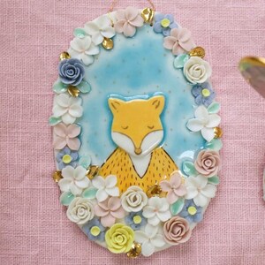 Mini Fox - Pieza de pared de porcelana / Arte de pared de cerámica hecho a mano
