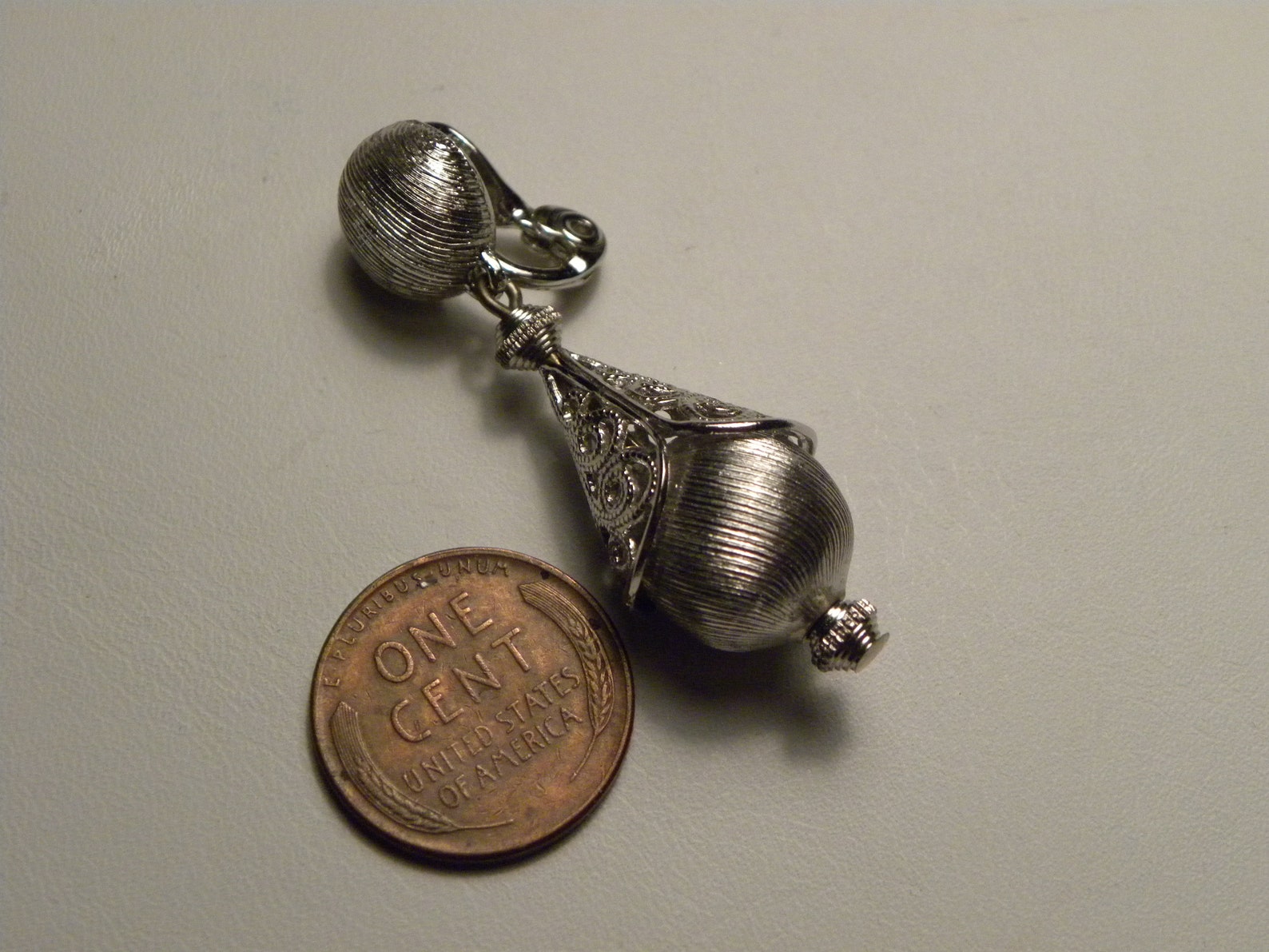 Vintage Jewelry Vintage Earrings Hallmark Silver Ball Etsy