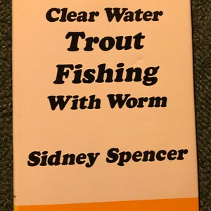 Klare WasserForelle Angeln mit Wurm. Angling Buch von Sidney Spencer