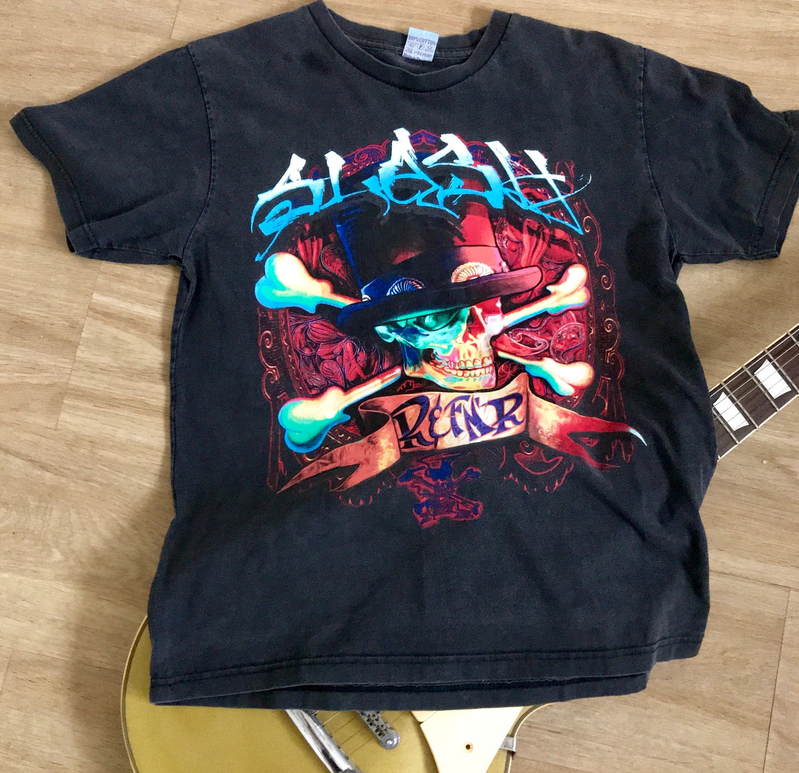 Slash 2010 world tour t shirt. Medium size. from Gun's And | Etsy
