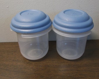 Anchor Hocking Plastic Containers - Set of 2 - 1/2 C - Blue & Frosted White Base - Lunch Box Supply - Kitchen Must Have - Home Decor