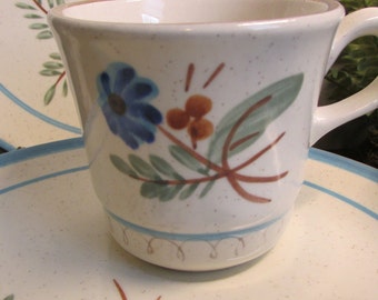 Last One! - Stangl Pottery Luncheon Plate & Cup Set - Blue Daisy Pattern - Hand Painted - Made in USA New Jersey - Mid Century - Home Decor