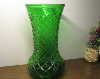 Hoosier Emerald Green Glass Vase - #4088 - Made in USA - True Green Glass - Diamond Pattern - Large Size - Display Piece - MCM Home Decor