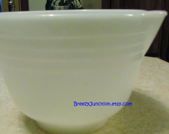 Hamilton Beach Stand Mixer Bowl - White Jadeite Pyrex - #23 Bowl - Baking Supply - Replacement Bowl - Kitchen Must Have - Home Decor