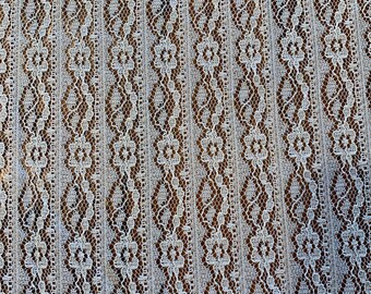 Banquet Size Vintage Lace Tablecloth