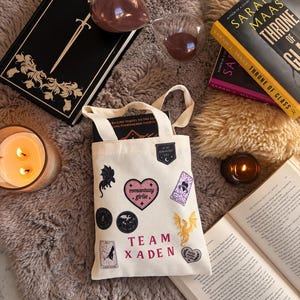Romantasy Bookish Tote Bag or Kindle Case – DIY Iron-On Transfers (Patch & Press Kit)