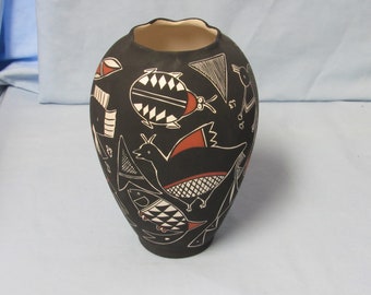 Acoma pottery mimbres design with flute player ladybugs quail fish and other figures pie crust rim signed CL "acoma NM '92"