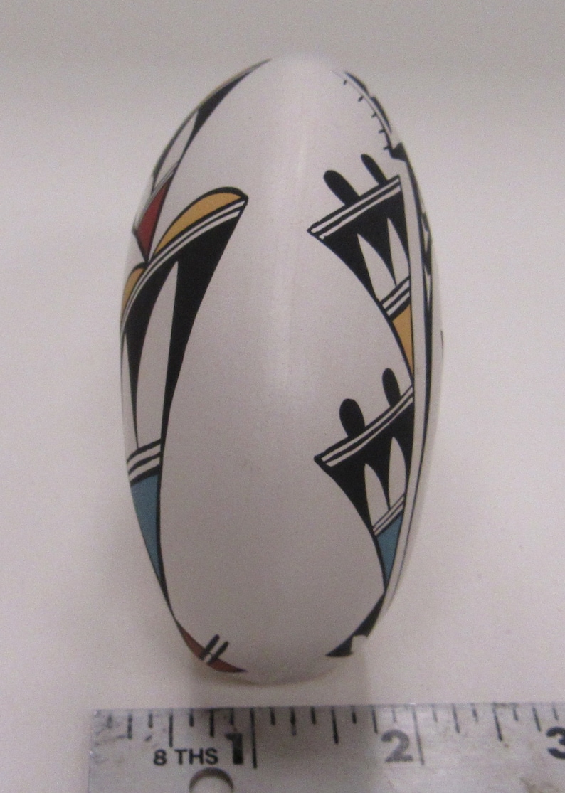Brenda L. Acoma Indian Pueblo B Cerno Hand painted polychrome pottery bear effigy with lizard design