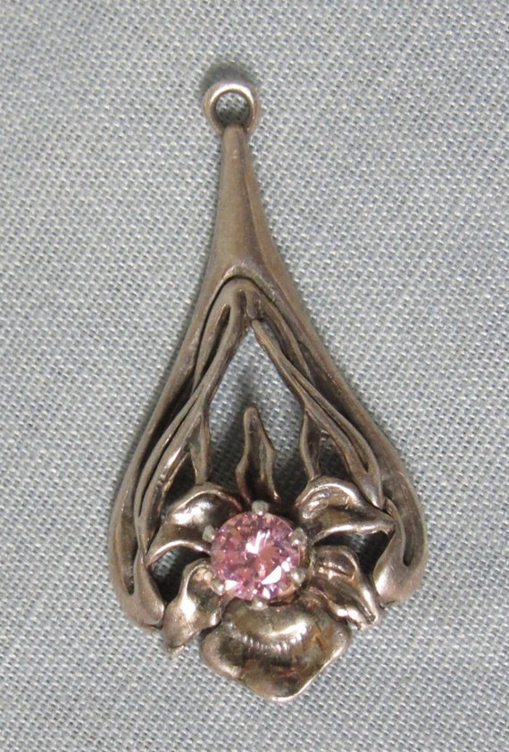 Sterling Silver Orchid flower Pendant Pink diamond