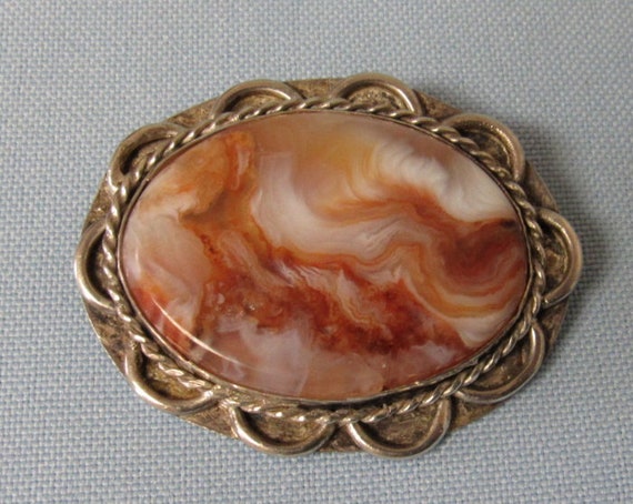 Navajo hand made Sterling Silver Agate Brooch Oval - image 1