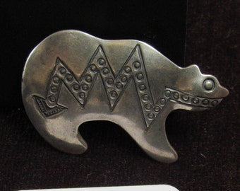 Ellwood Reynolds Cheyenne Indian sterling silver Bear brooch pin