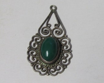 Jade Pendant in Sterling Silver Filligree Backing, Made in Mexico, Marked D.E.