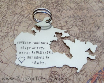 Canada Keychain EXTRA LARGE with extra long message - Handmade Personalized Long Distance Gift