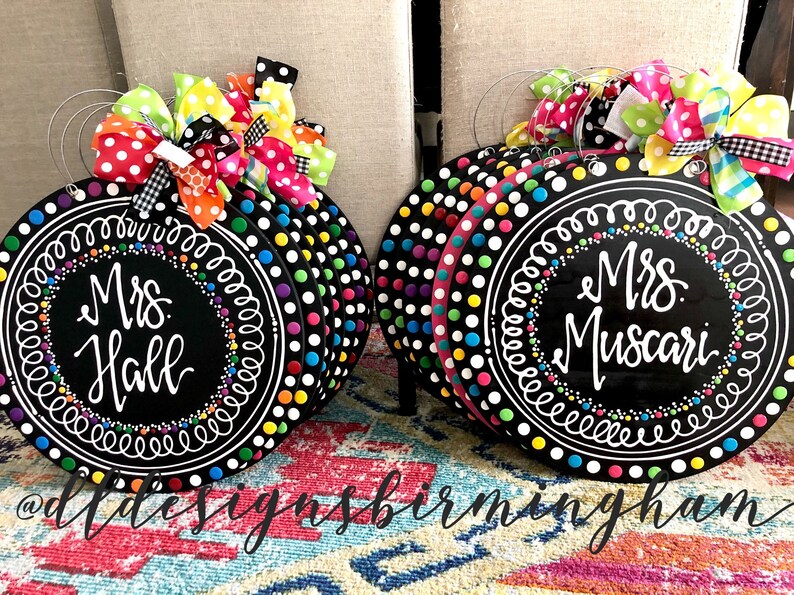 Teacher Door Hanger Wreath Hand Lettered Circle Chalkboard Etsy