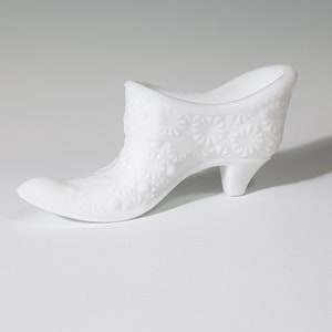 Milk Glass Daisy and Button shoe matchstick holder