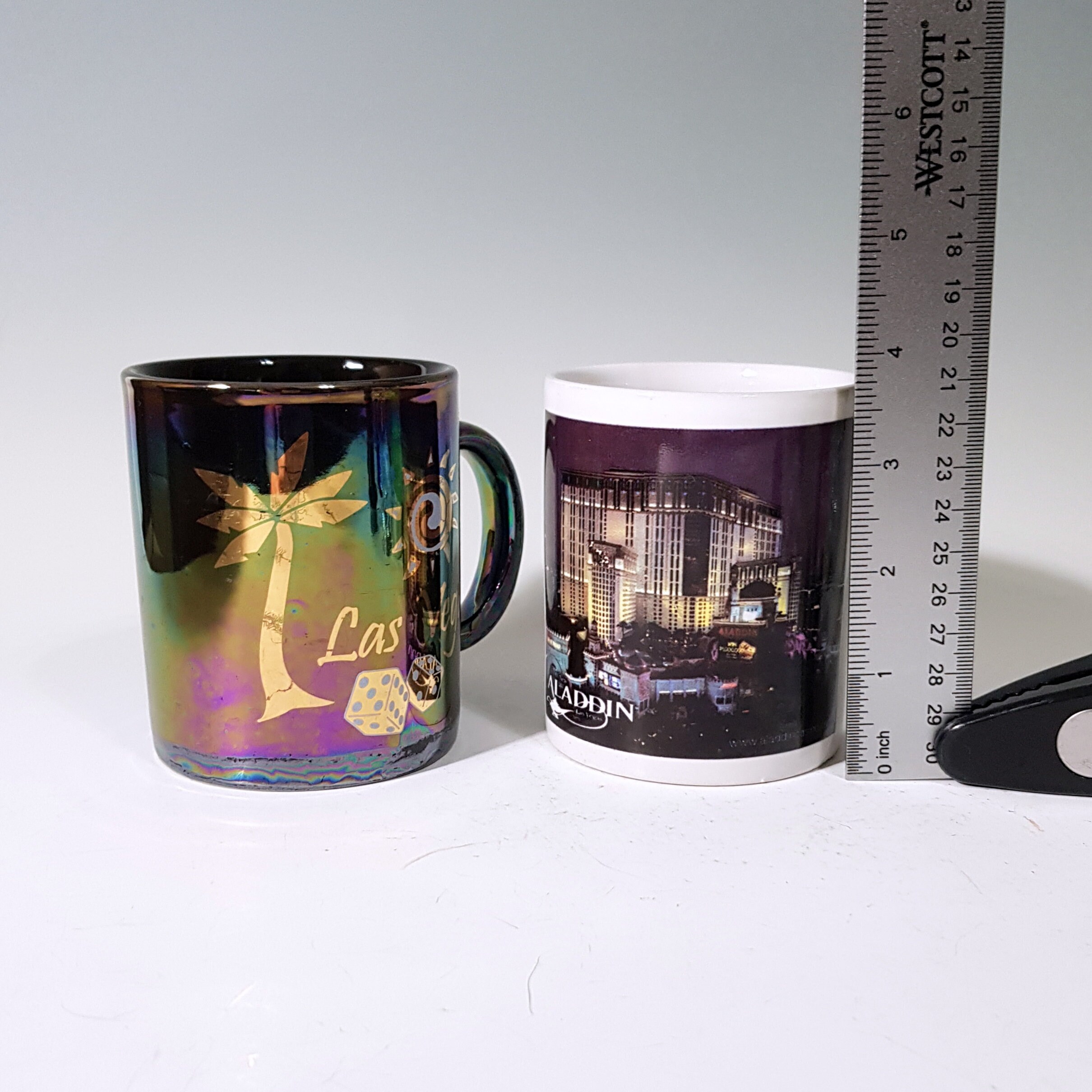 Pair of Vintage Las Vegas Coffee Mugs Aladdin Etsy