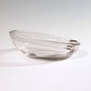 Vintage Viking Glass Large Horseshoe cigar ashtray with duck hunt scene engraved, mid century